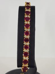 Bracelet en or jaune 26 Rubis 54 diamants Or 18k