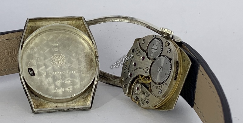 photo n°12 : Omega vintage tonneau argent
 	 
Circa 1920