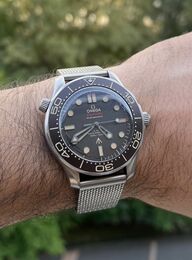 Omega Seamaster DIVER 300M CO‑AXIAL MASTER CHRONOMETER 42 MM Édition 007 B&P 2020