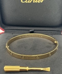 Bracelet Cartier Love or Jaune taille 21 Circa 2005