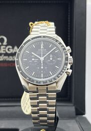 Omega Speedmaster Moonwatch Co-Axial Master B&P 2022
