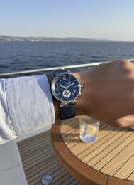 Louis Vuitton Tambour Moonstar Chronograph SET COMPLET 2018