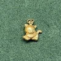 Médaille Pendentif Chat or jaune 18 ct Poids 0.89 g