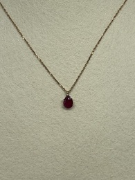 Collier goutte rubis naturel en or rose 18 carats Poids total : 2,5g